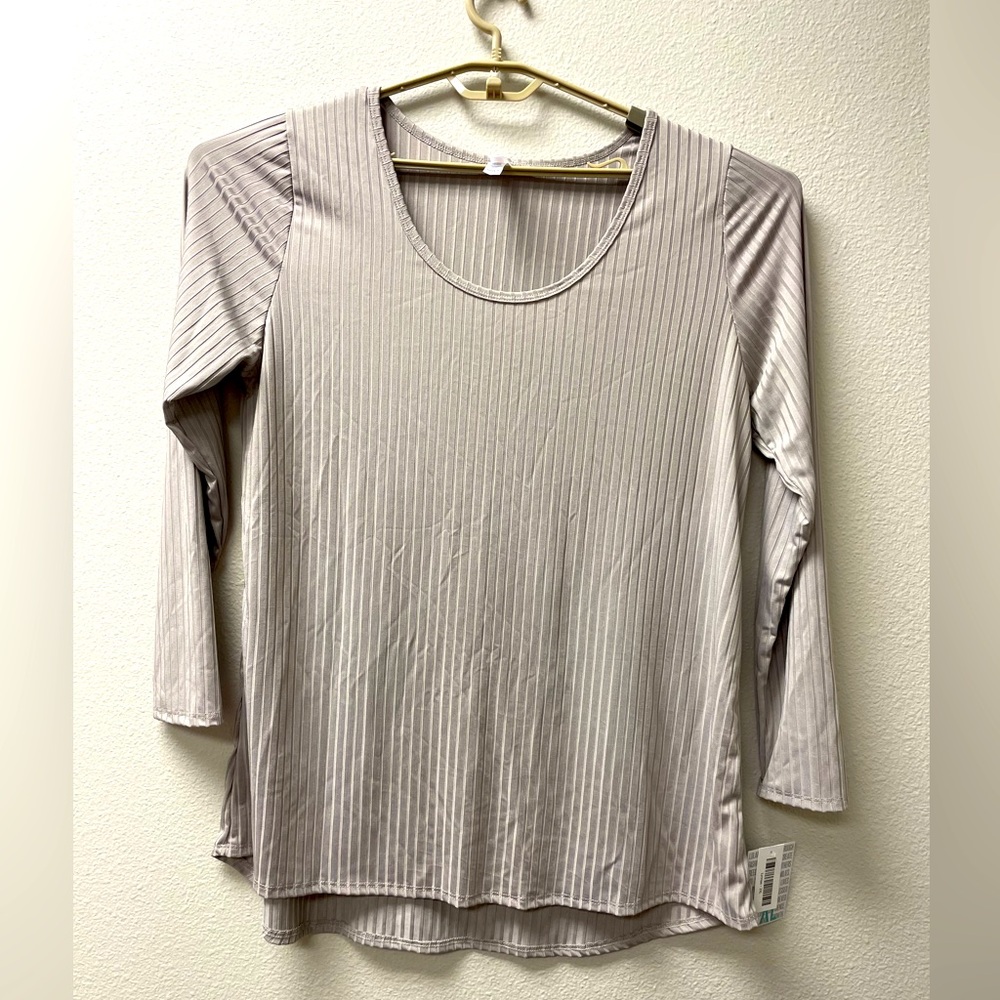 NWT LulaRoe Women's Long Sleeve Ribbed Top. Size 2XL